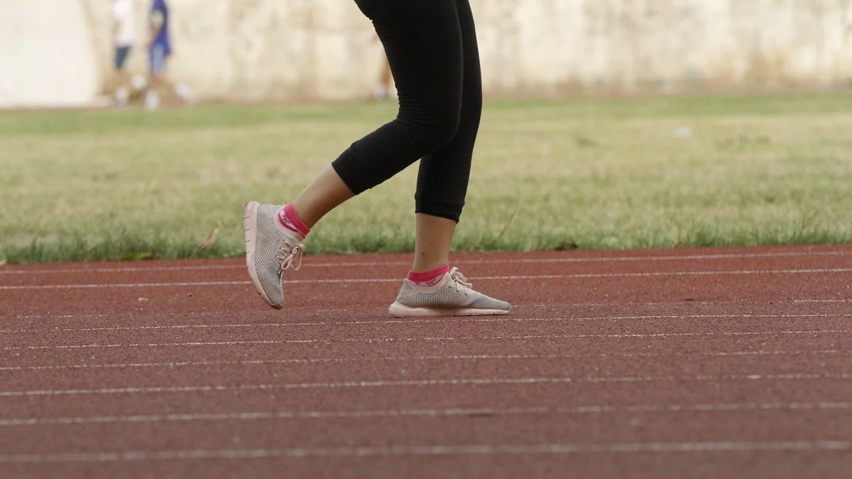 17岁鲁特肯豪斯击败奥运冠军：市场预期迅速升温